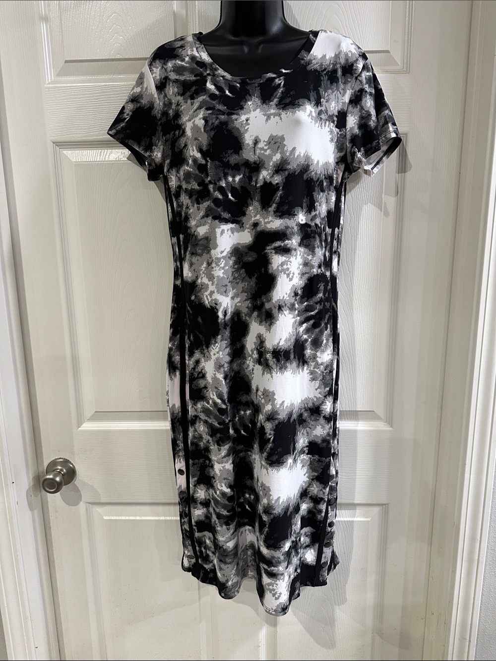 No Boundaries Black & White Tie-Dye Midi Dress